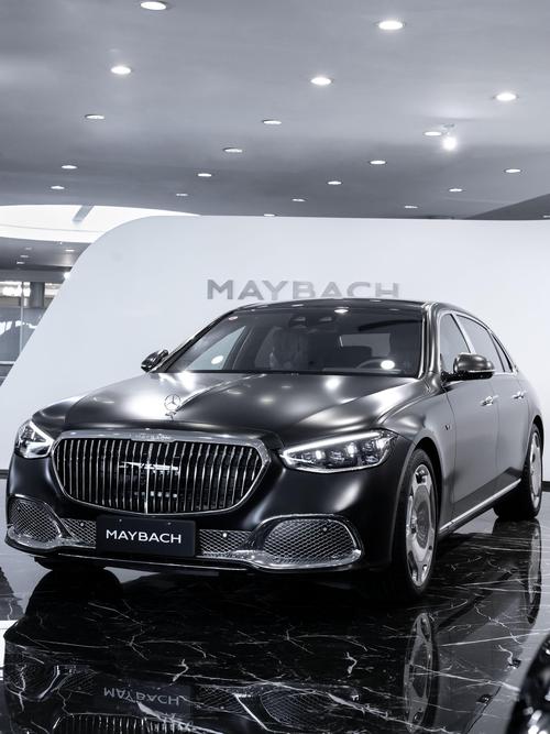 东莞304岚图汽车的售后服务让用户无忧出行，迈巴赫未来的豪华车趋势